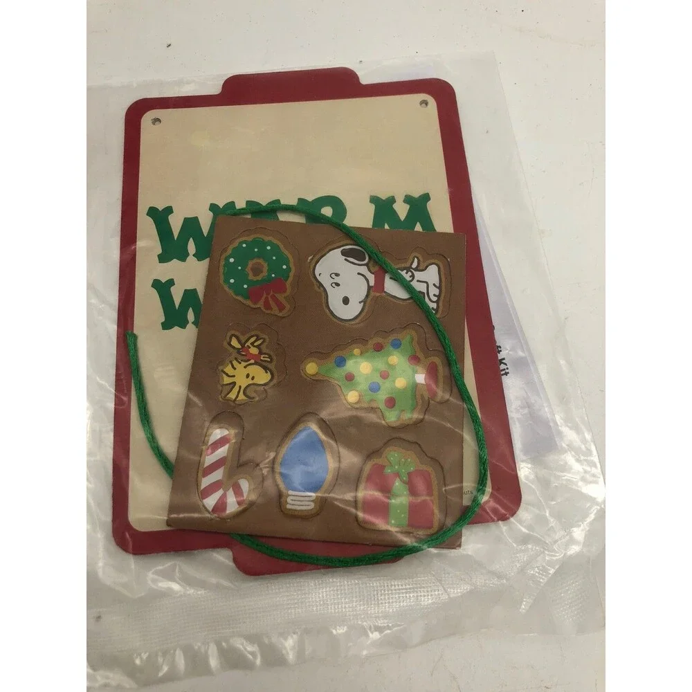 Peanuts Snoopy Kids Christmas Gift Craft Goody Party Bag Grandparents